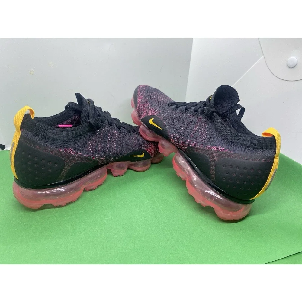 NIKE Air VaporMax Flyknit 2 'Pink Blast' Women's Sz 12 Men's Sz 10.5 942843-008